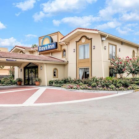 Days Inn By Wyndham Houston Exterior foto