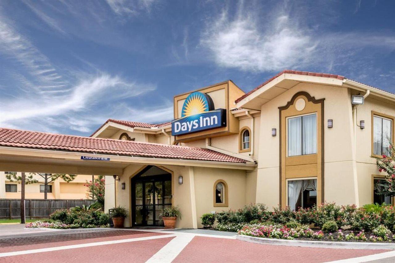 Days Inn By Wyndham Houston Exterior foto