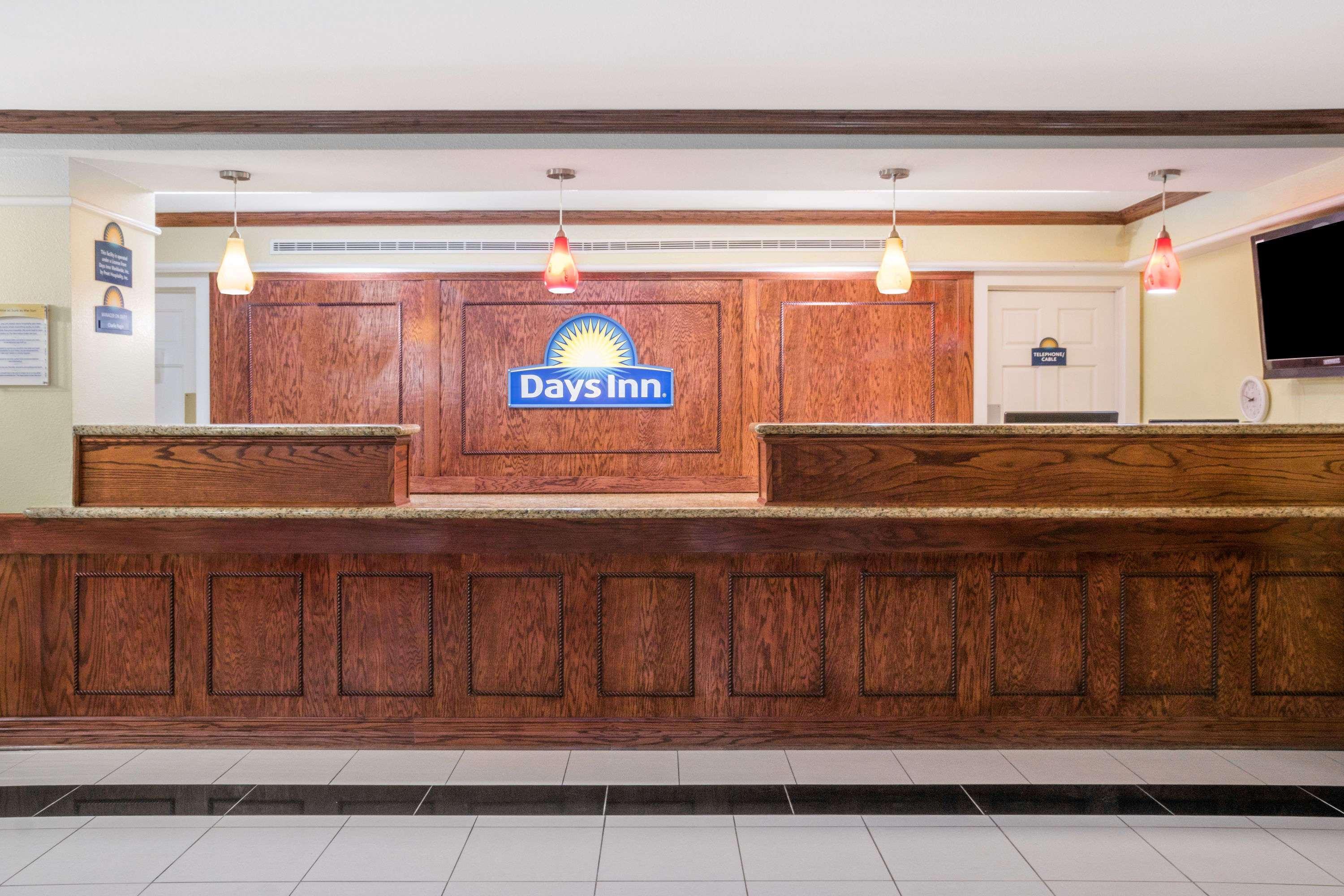 Days Inn By Wyndham Houston Exterior foto